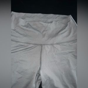 Namastetics Women Gray Cutout leggings Size Medium Like New